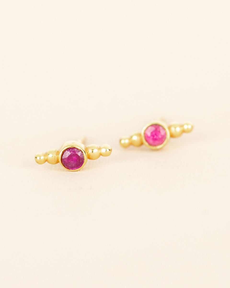 muja juma Lamia Stud Earrings Ruby