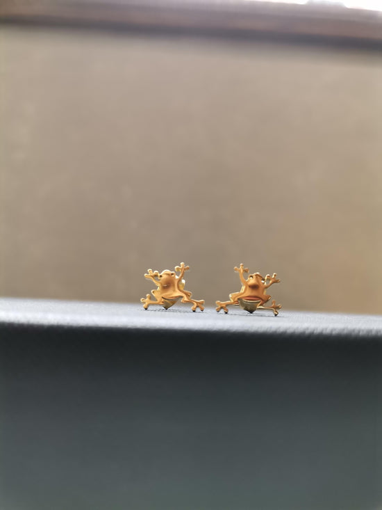 Frog Stud Earrings Gold - Precious Sparkle