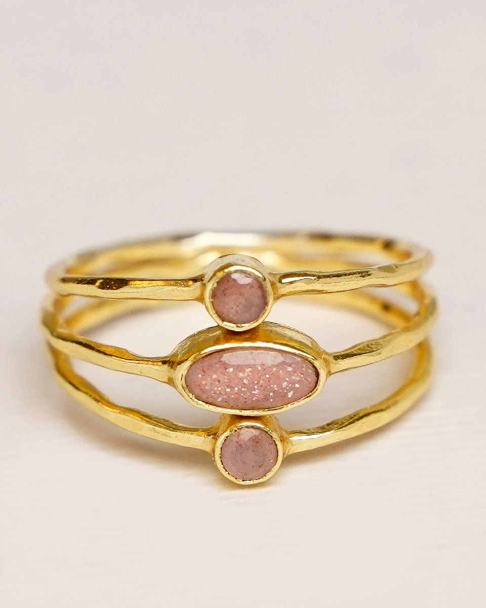 muja juma Triple Band Peach Moonstone Ring - Precious Sparkle