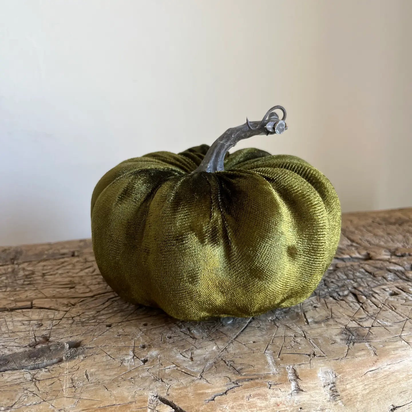 Medium Velvet Pumpkin Moss Green - Precious Sparkle