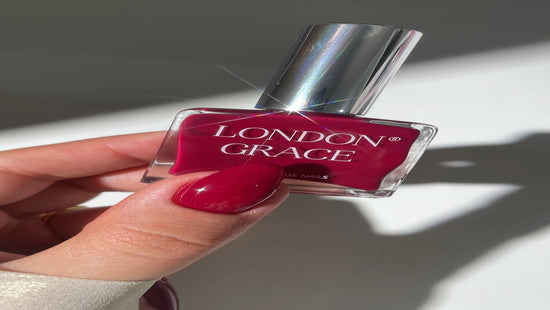 London Grace Scarlett Vegan Nail Varnish - Precious Sparkle