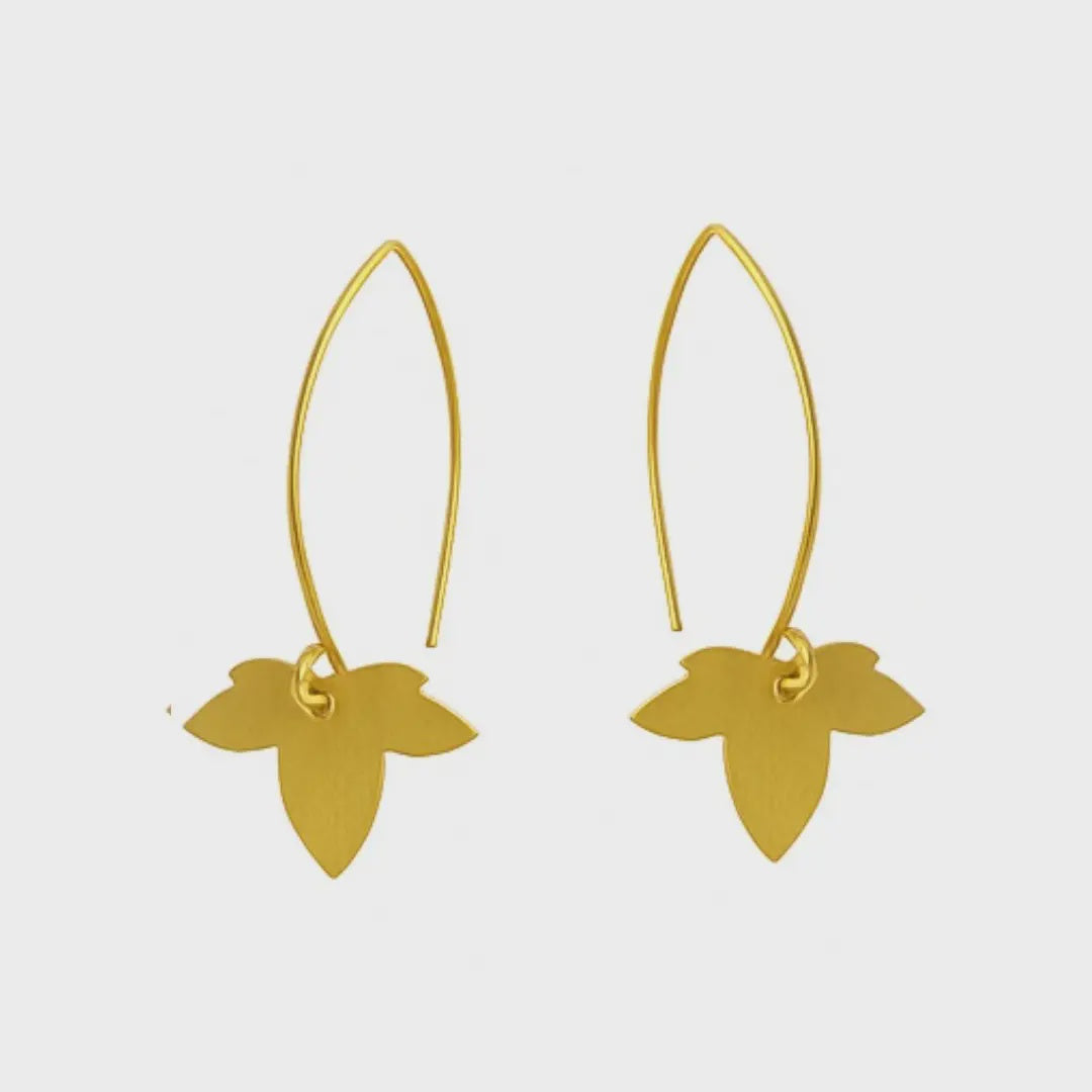 Lata Earrings Gold - Precious Sparkle