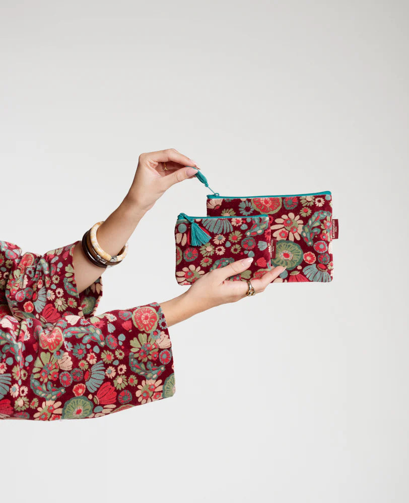 Les Touristes Medium Pouch Velvet Molly Burgundy - Precious Sparkle