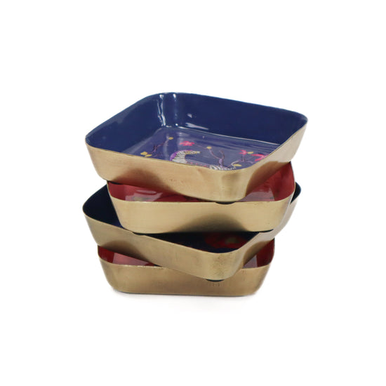 Load image into Gallery viewer, Suuzzz Small Square Bowl Kaa
