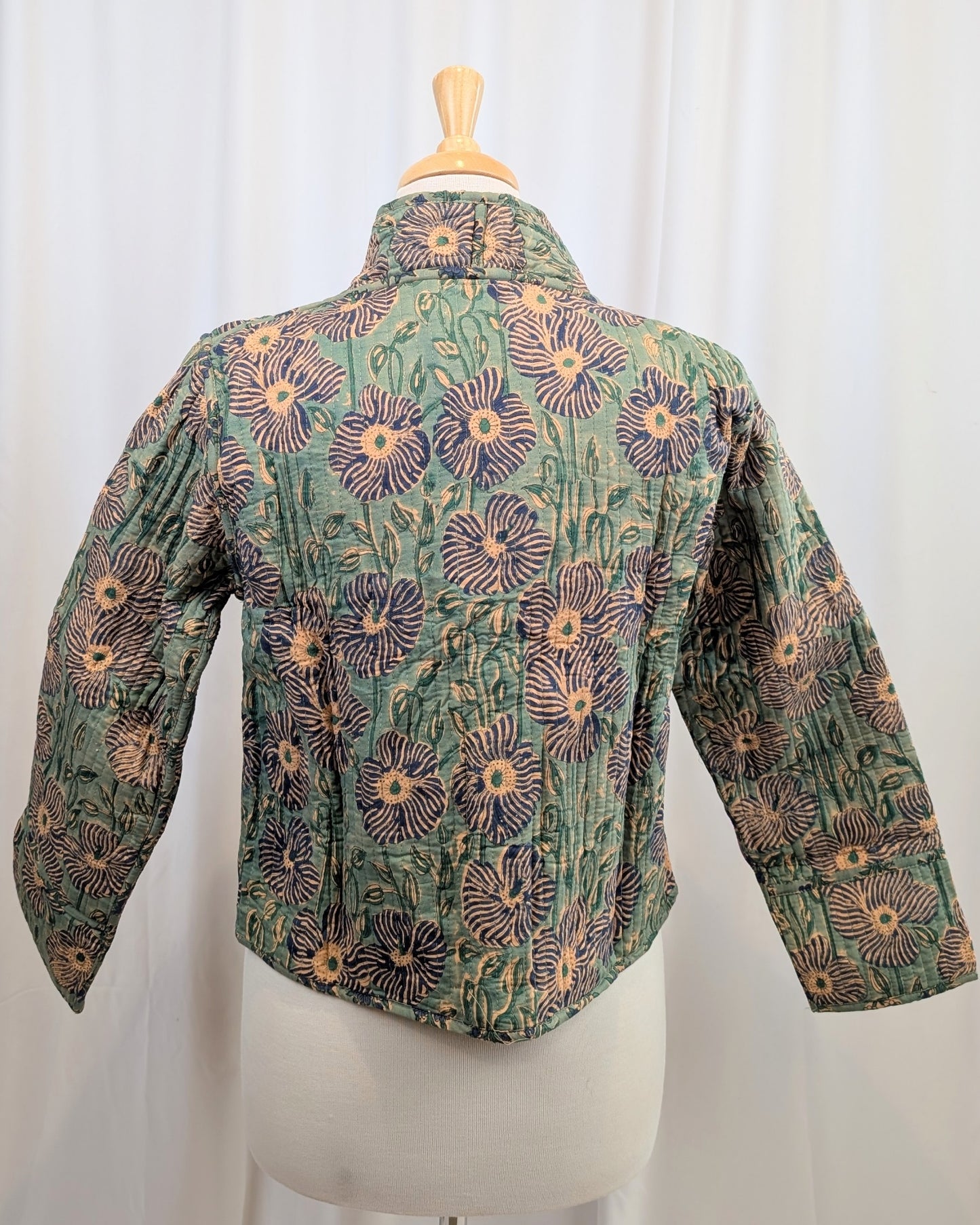 Twinflower Reversible Quilted Kimono Jacket in Aqua Floral Block Print - Precious Sparkle