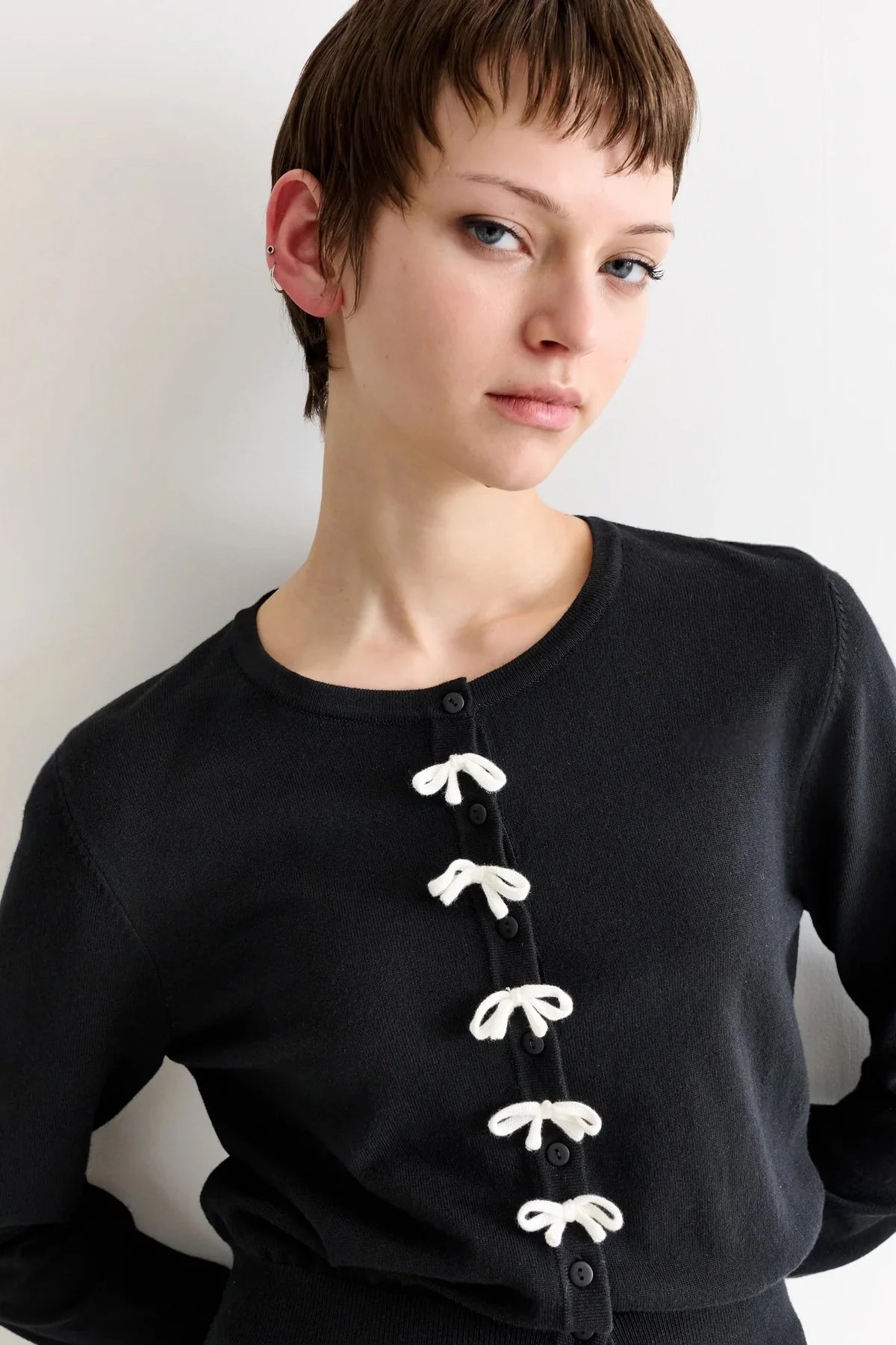 Louche Ives Bow Trimmed Cardigan Black - Precious Sparkle