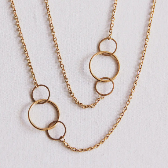 Bazou Long  Necklace and Round Details