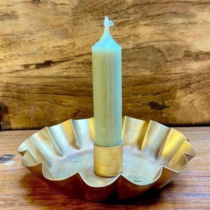 De Weldaad Homewares Brass Scalloped Candle Holder