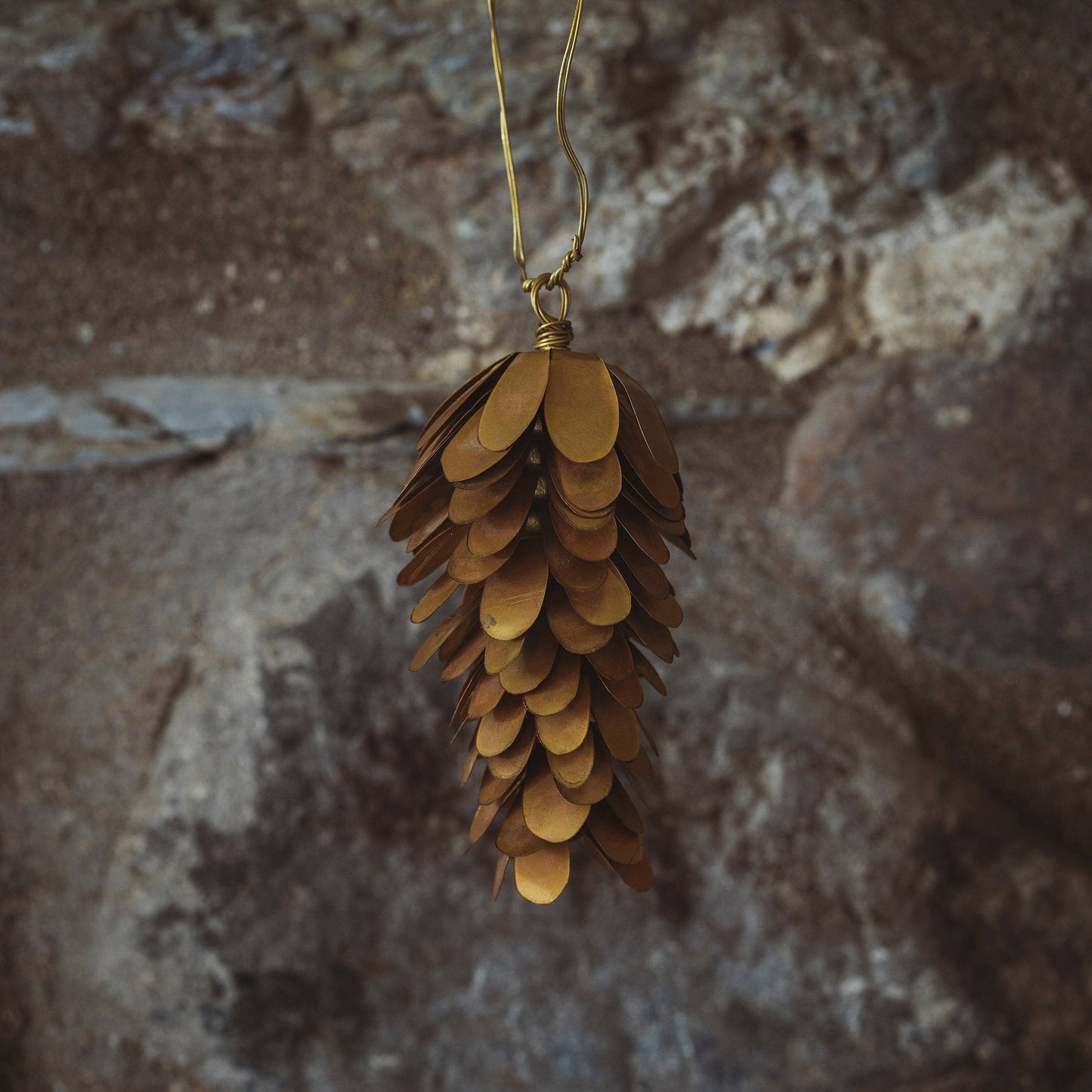Brass Pine Cone Decorations: 7 cm - Precious Sparkle
