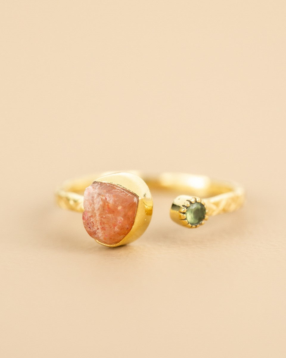 muja juma Mazarine Ring Rough Peach Moonstone - Precious Sparkle