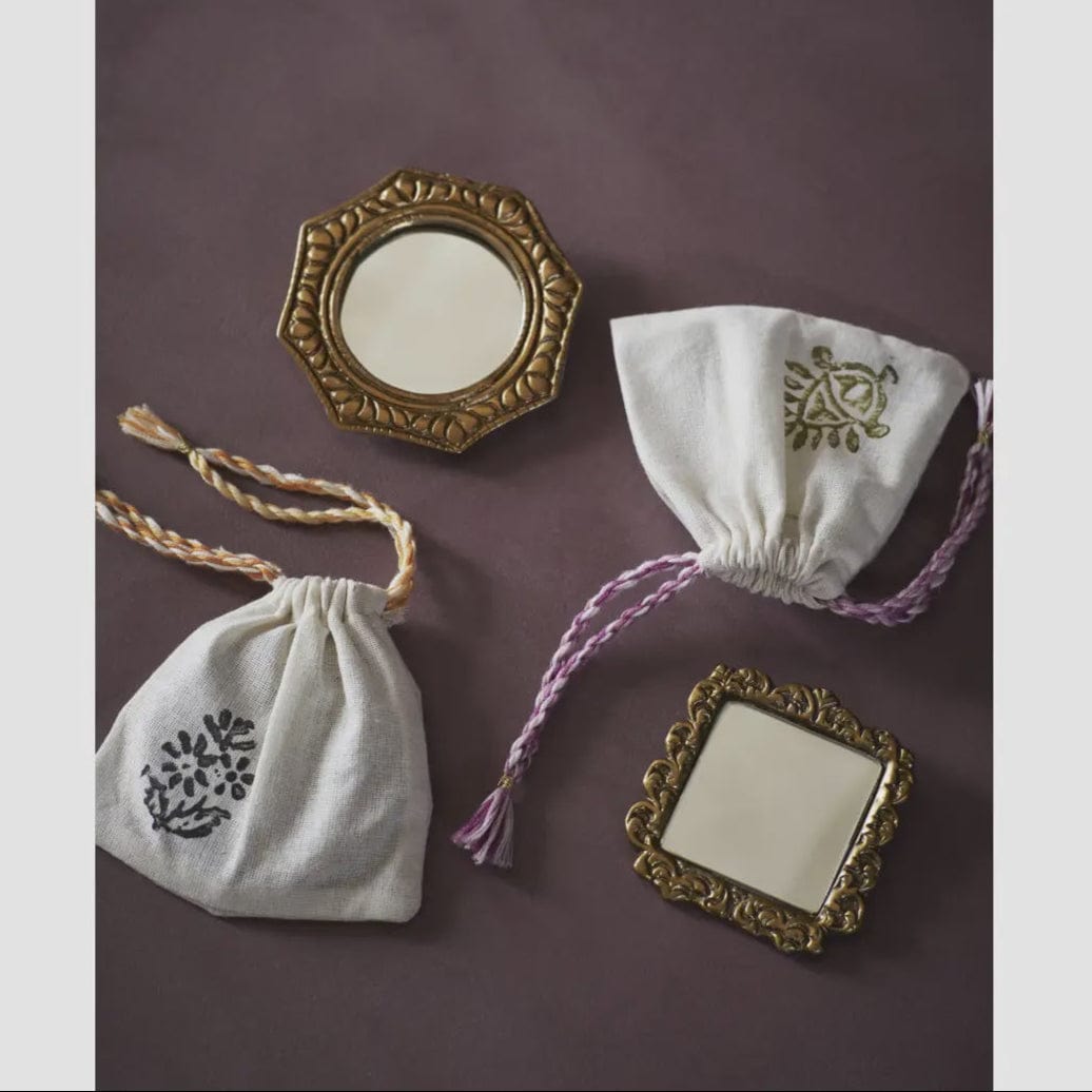 Madam Stoltz Accessories Madam Stoltz Hand Mirror w/ Cotton Bag