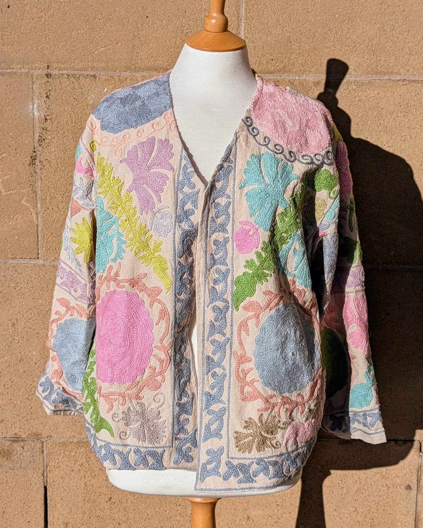 precious sparkle Fashion Anushka Pastel Tapestry Suzani Kimono Ladies Jacket No 24