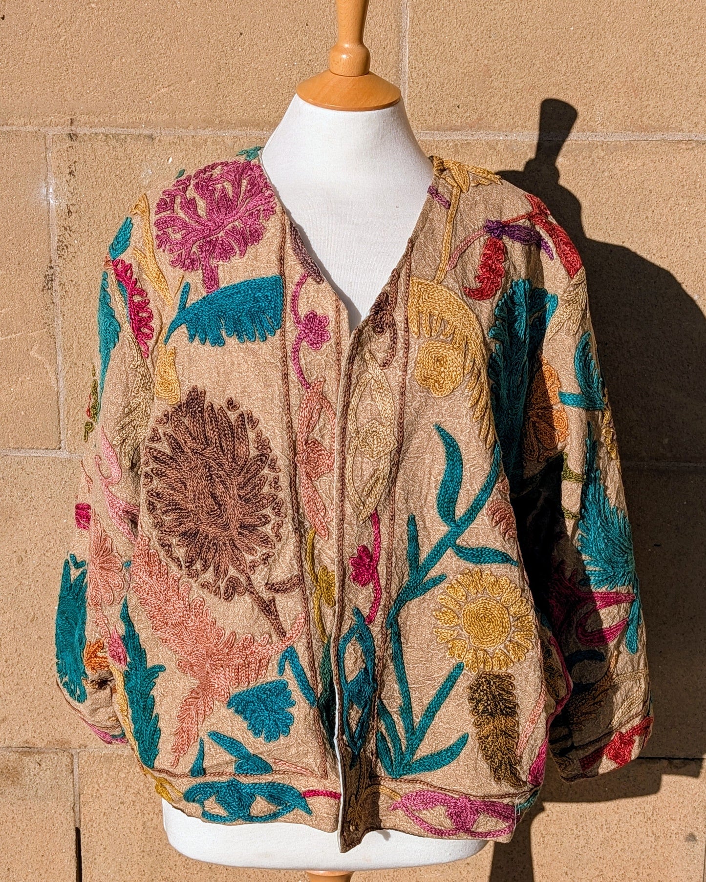 precious sparkle Fashion Laila Tapestry Suzani Kimono Ladies Jacket No 16