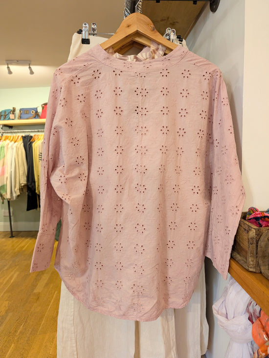 Load image into Gallery viewer, Suzy D Fashion Suzy D London Peru Broderie Anglais Wide Top with Cuff Sleeve Petal
